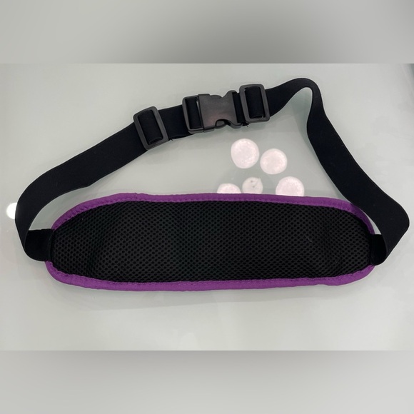 Marika Slim Waist Pack running belt / fanny pack / belt bag - Picture 5 of 8